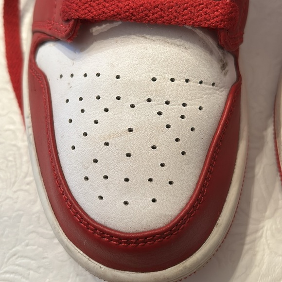 Sneakers - Air Jordan model 553558-607 - Picture 9 of 11